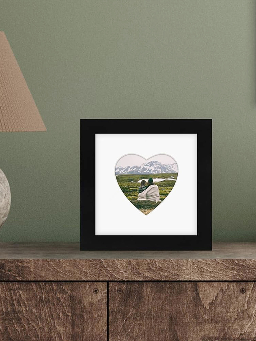 Art Street Black & White 1 Piece Heart Shape Table Photo Frames