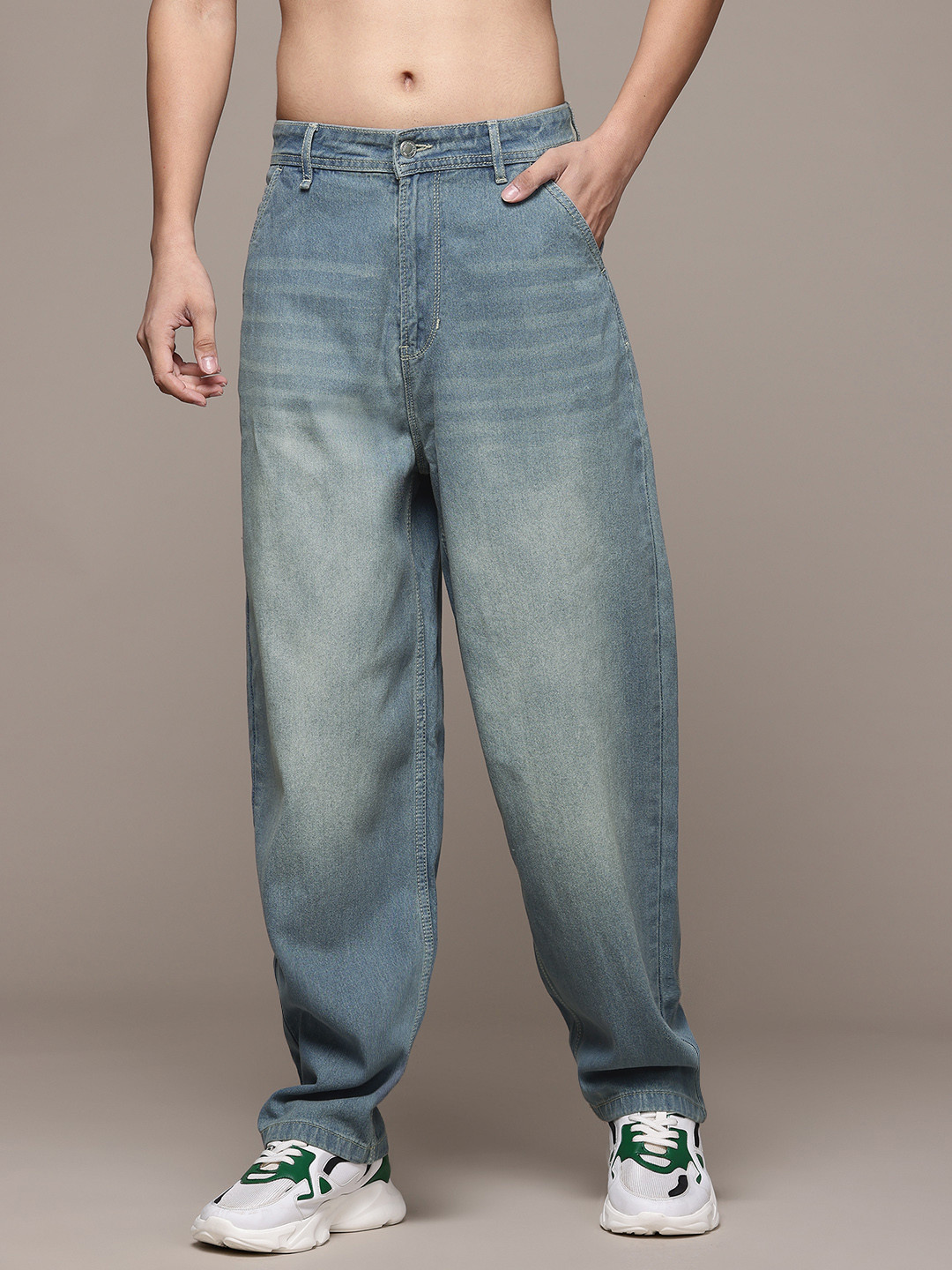 The Roadster Lifestyle Co. Men Skater-Fit Mid Rise Pure Cotton Baggy Jeans