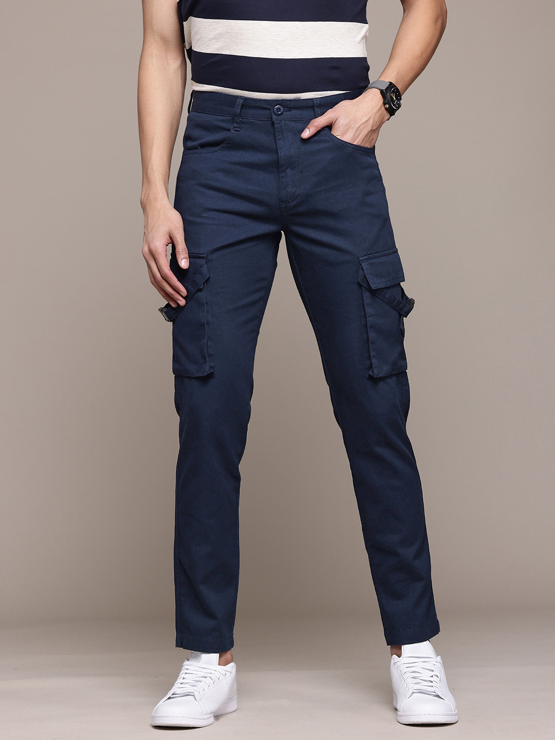 The Roadster Lifestyle Co. Men Pure Cotton Cargo-Style Trousers