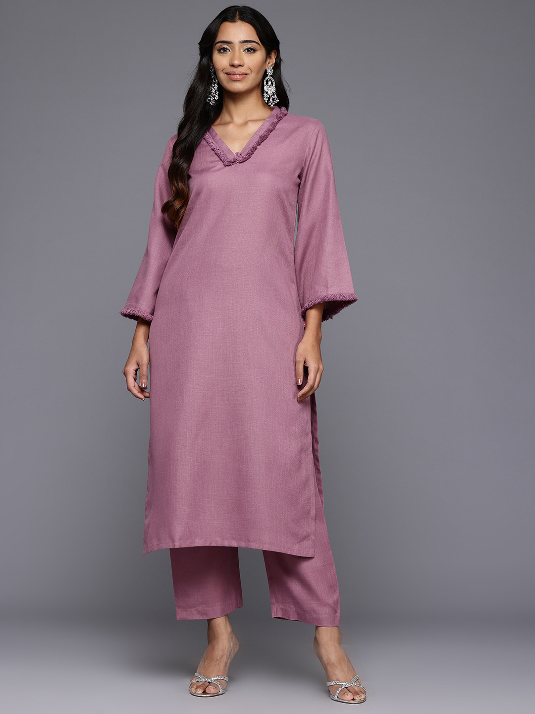 Varanga Flared Sleeves Kurta with Trousers