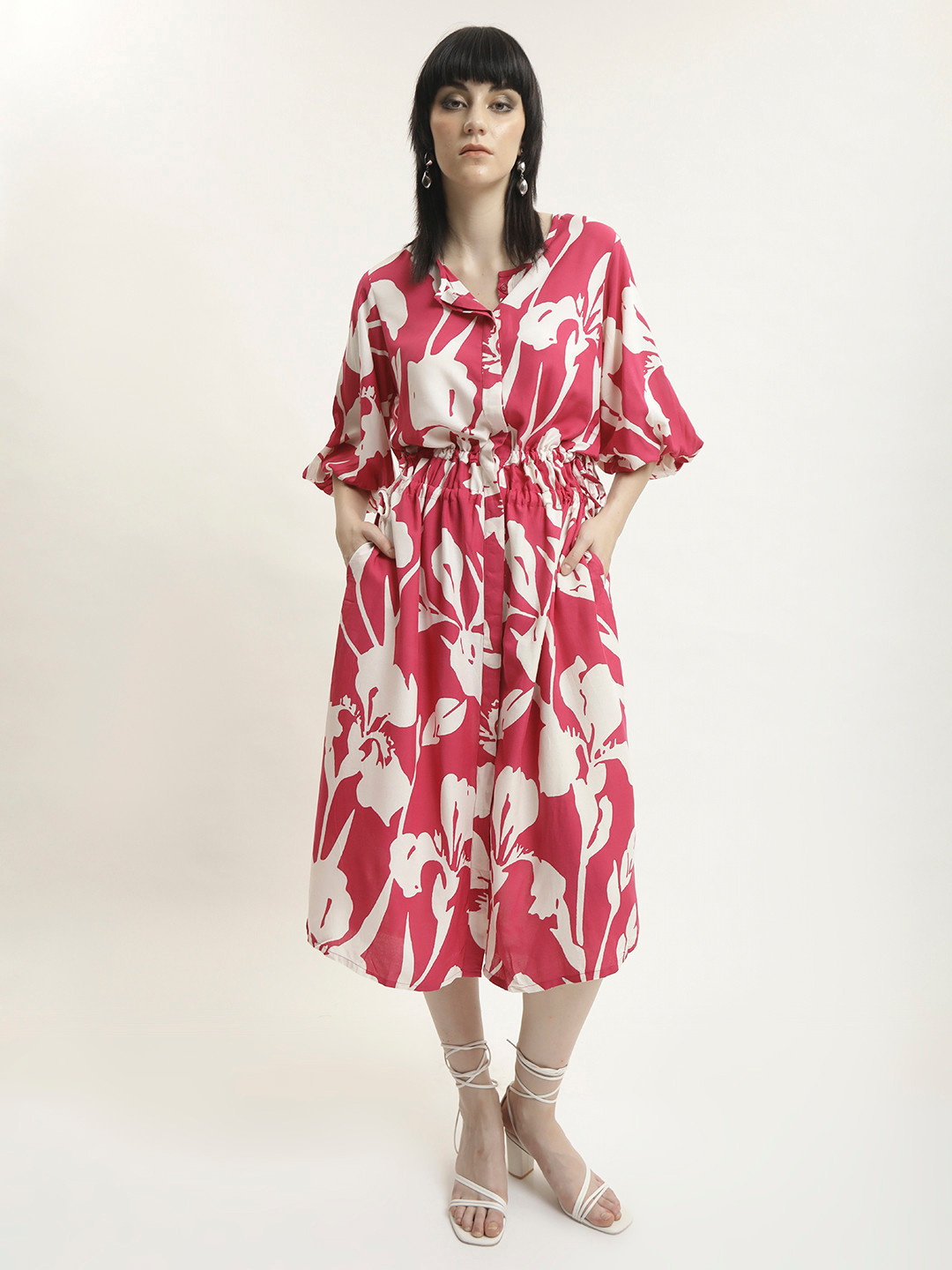BLACK & BLAH BLAH Relaxed Fit Floral Printed Flared and Tie-up Liva Midi Dress