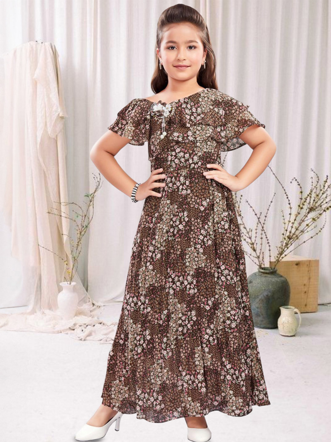 Lei-Chie Floral Printed Flutter Sleeve Georgette Maxi Dress