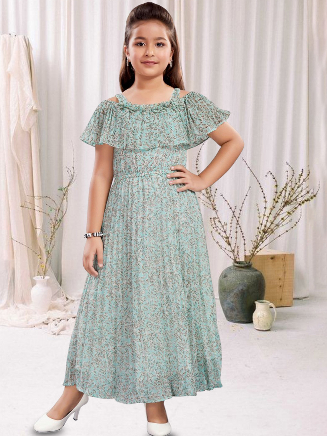 Lei-Chie Print Cape Sleeve Georgette Fit & Flare Maxi Dress