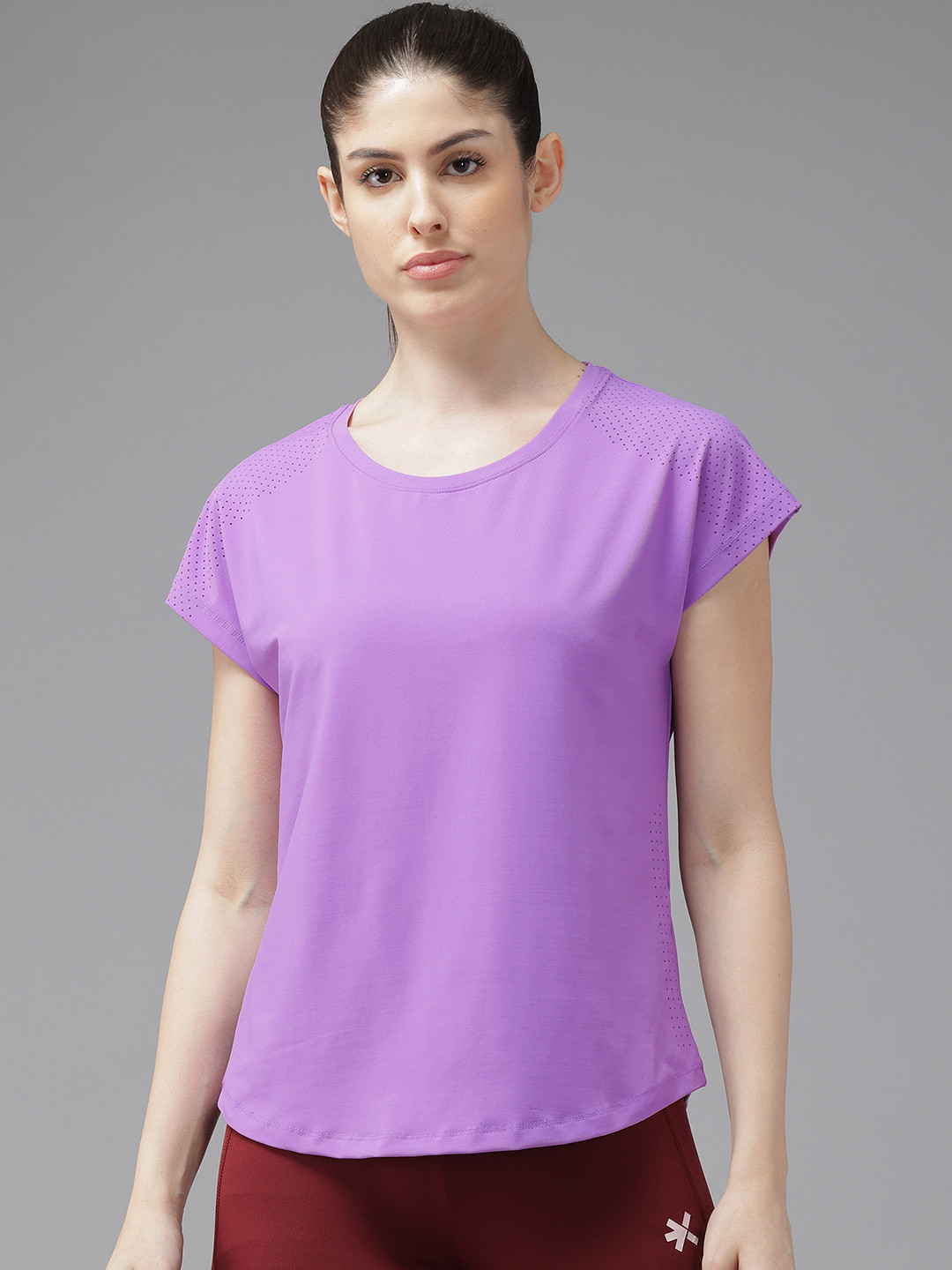 PERFKT-U Rapid Dry Perforated Detail Extended Sleeves Training T-shirt
