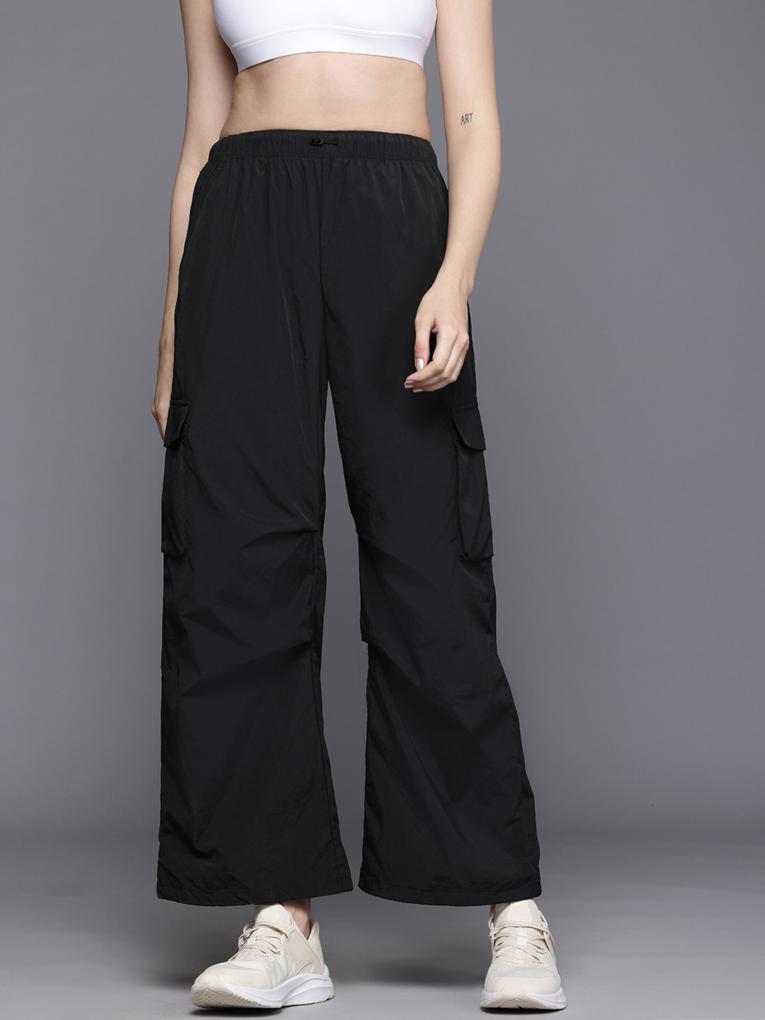 New Balance Women Relaxed Cargo Track Pants
