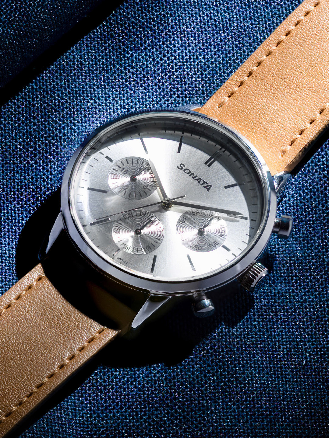 Sonata Men Dial & Leather Straps Analogue Watch 77139SL01