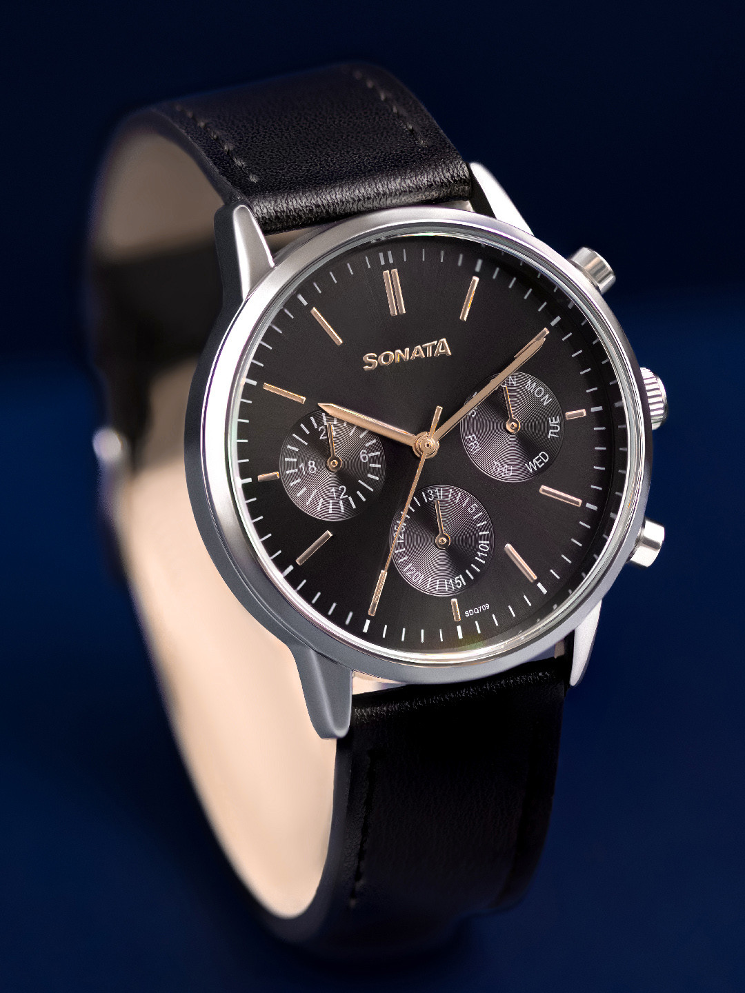 Sonata Men Dial & Leather Straps Analogue Watch 77139SL03