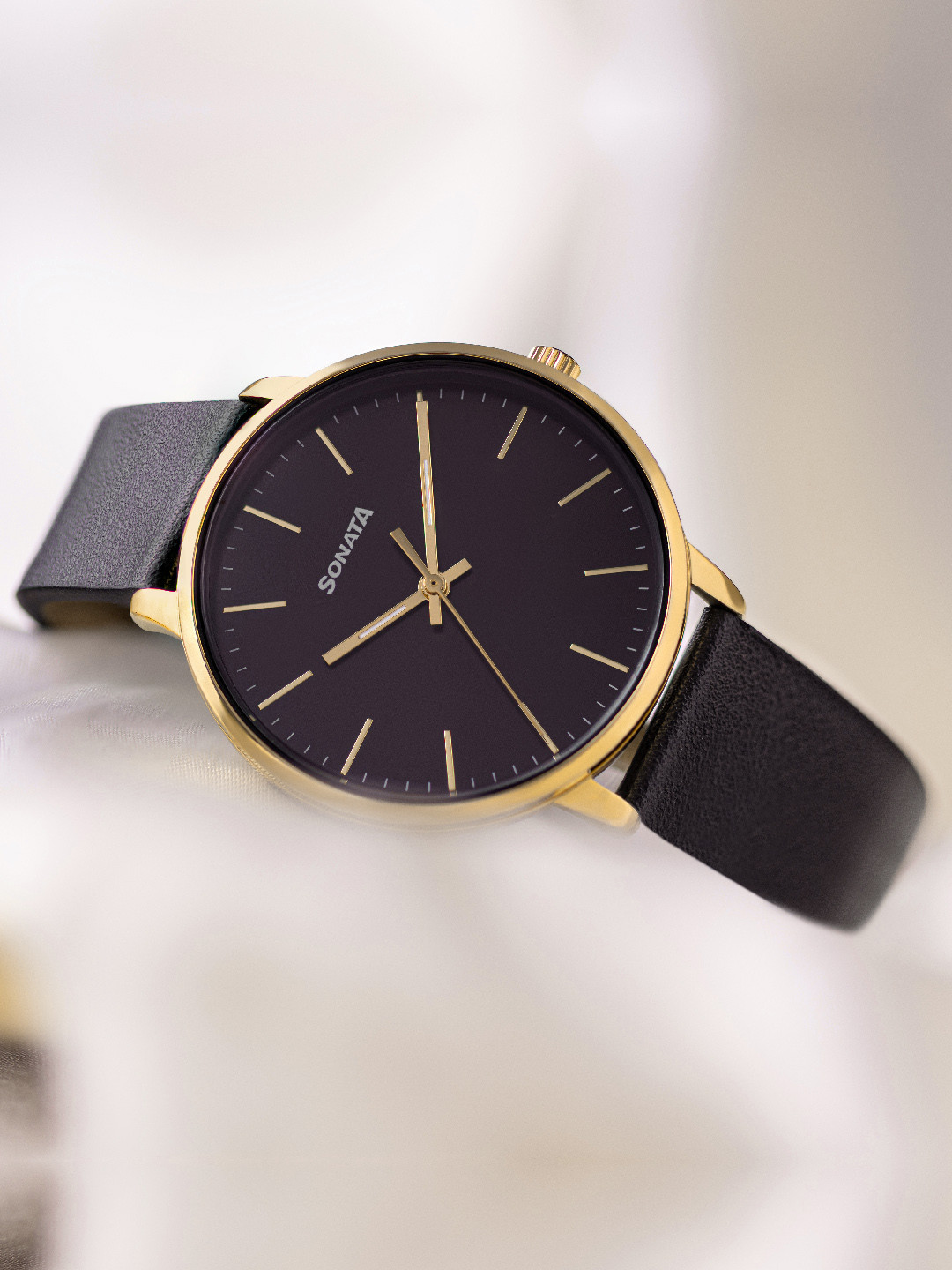 Sonata Women Embellished Dial & Stainless Steel Straps Analogue Watch 87069YL01