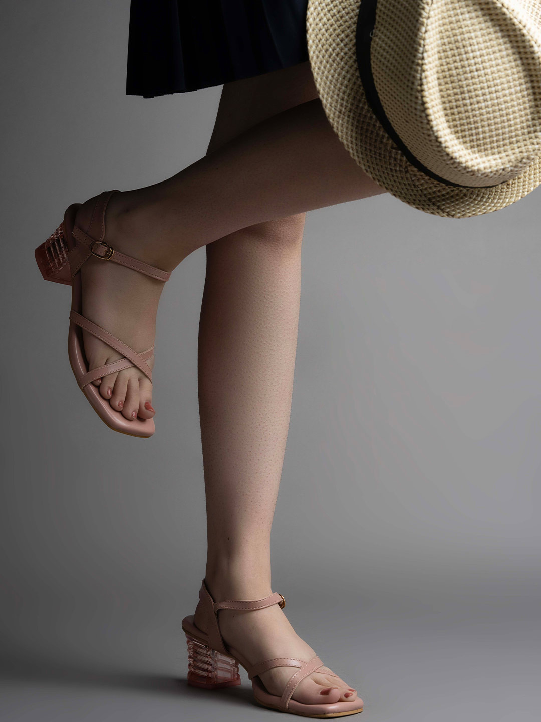 DressBerry Block Heel Sandals