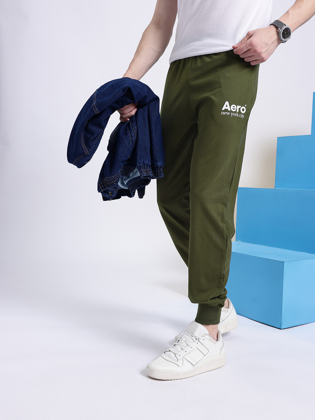 Aeropostale Men High IQ Lasting Colour Joggers