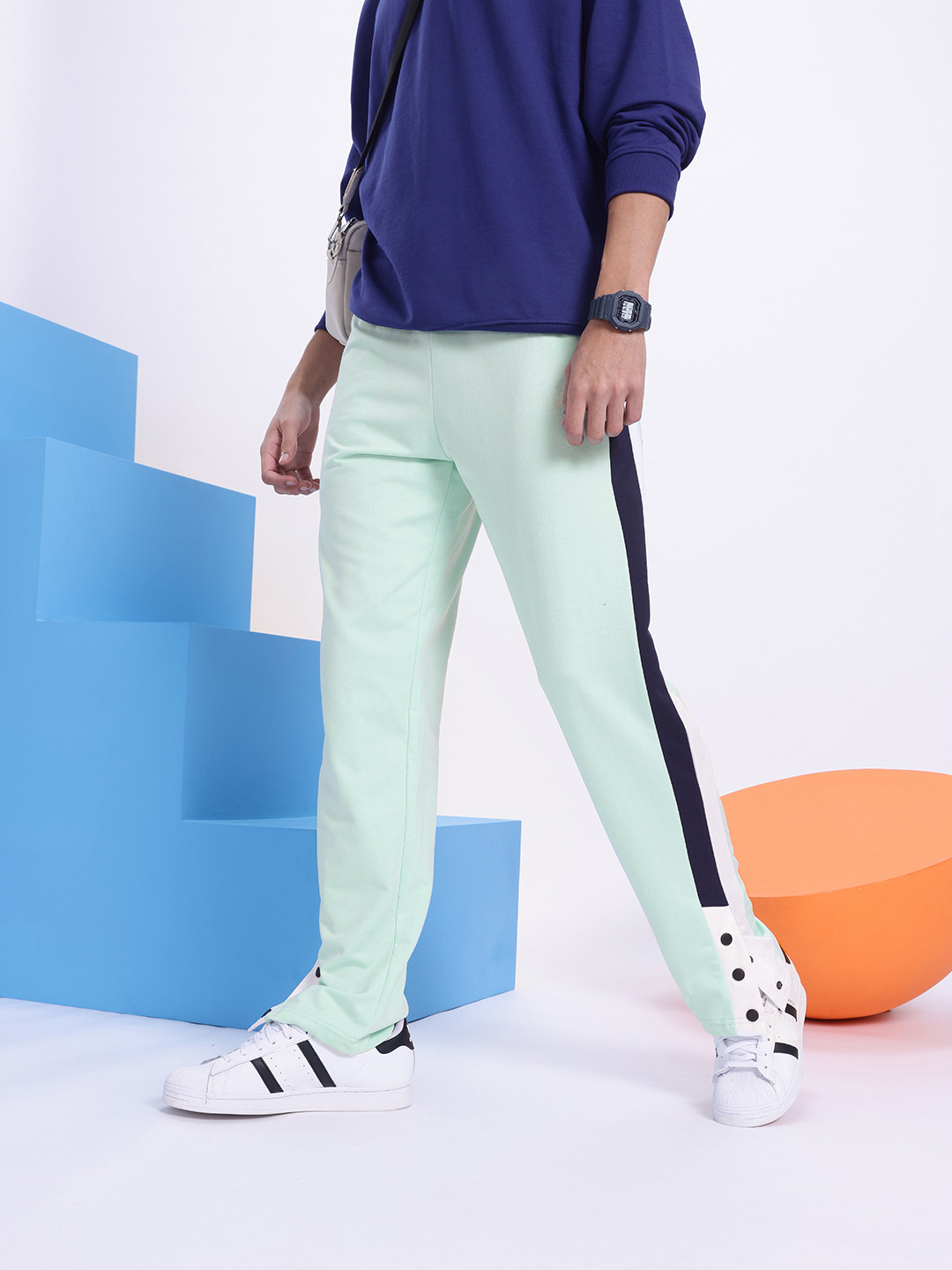 Aeropostale Men High IQ Lasting Colour Side Stripes Track Pants