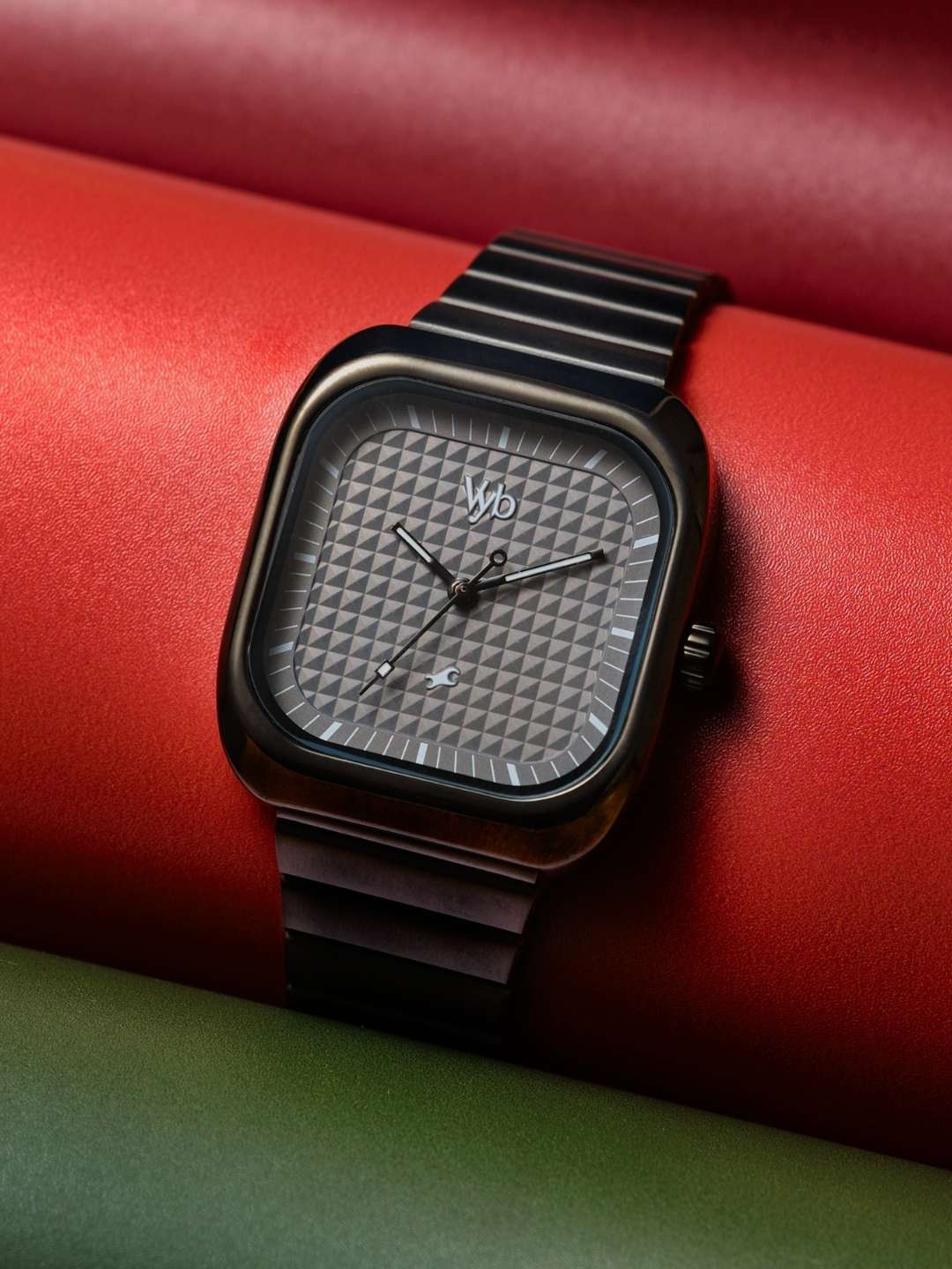 Fastrack Men Vyb Maverick Analogue Watch FV30001QM01W