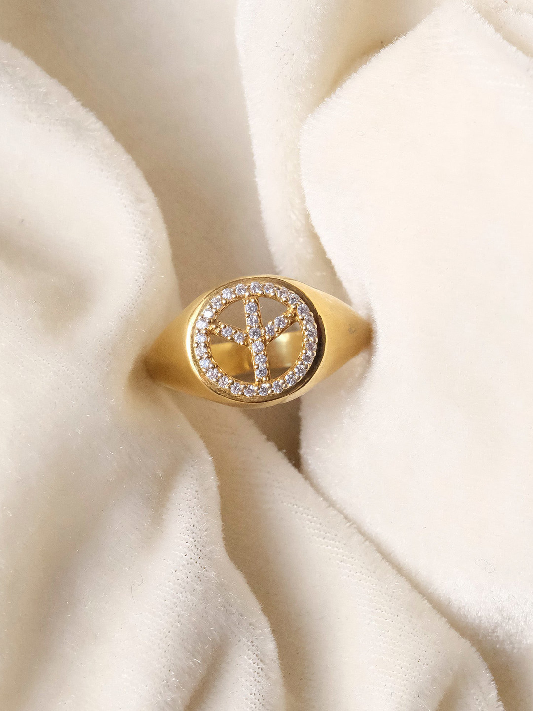 Anushka Jain Jewellery 925 Sterling Silver Gold Plated Cubic Zirconia Peace Finger Ring