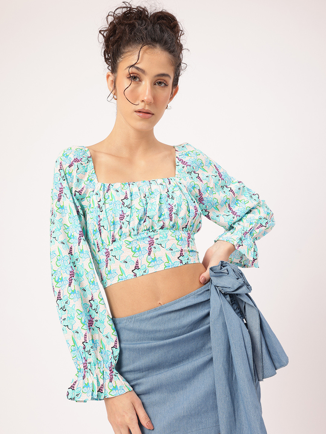 DressBerry Floral Smocked Empire Crop Top