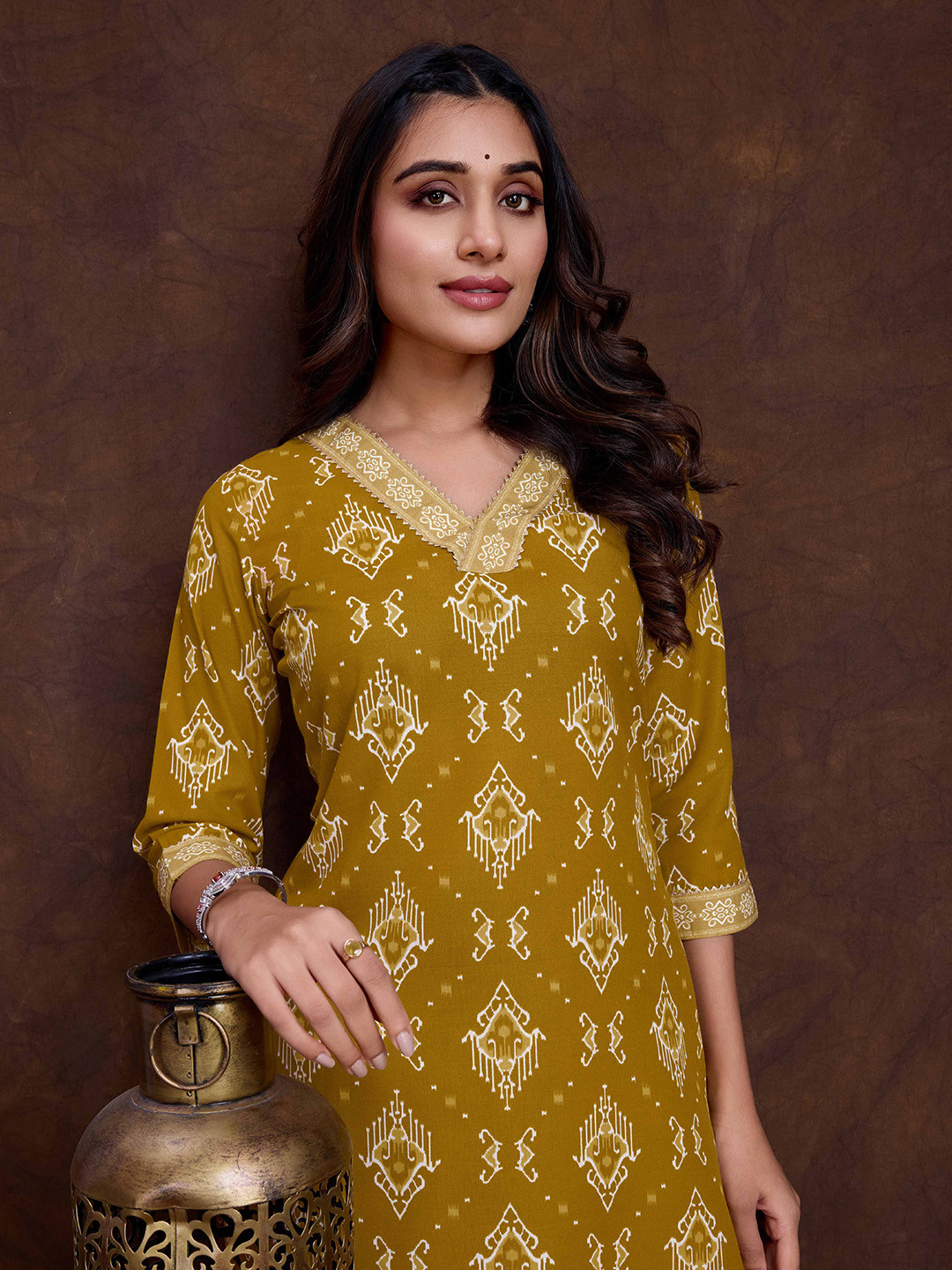 MOJILAA Women Ethnic Motifs Printed Regular Gotta Patti Pure Cotton Kurta with Salwar