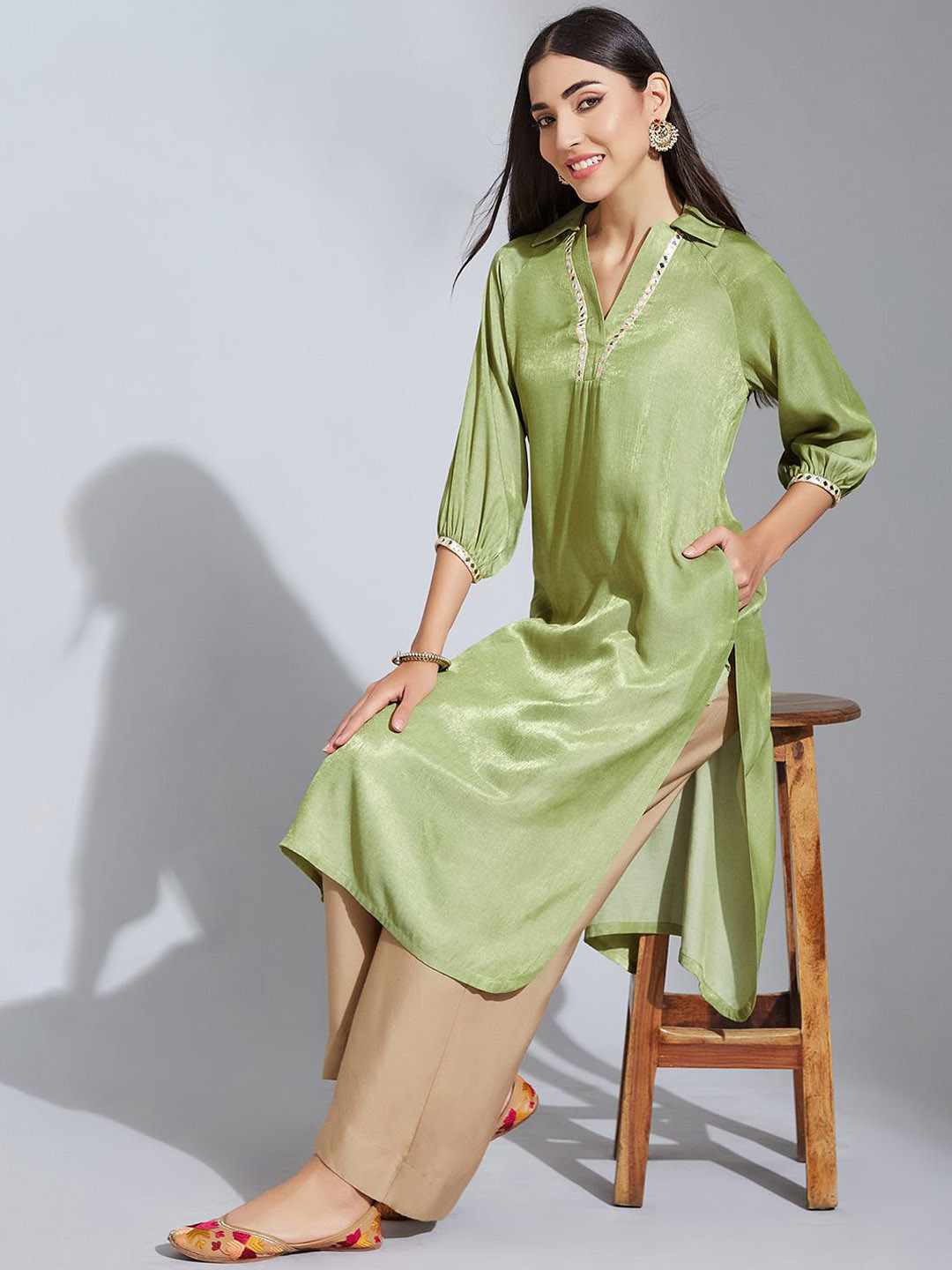 Life With Pockets Embroidered Mirror work Raglan Sleeve Straight Kurta