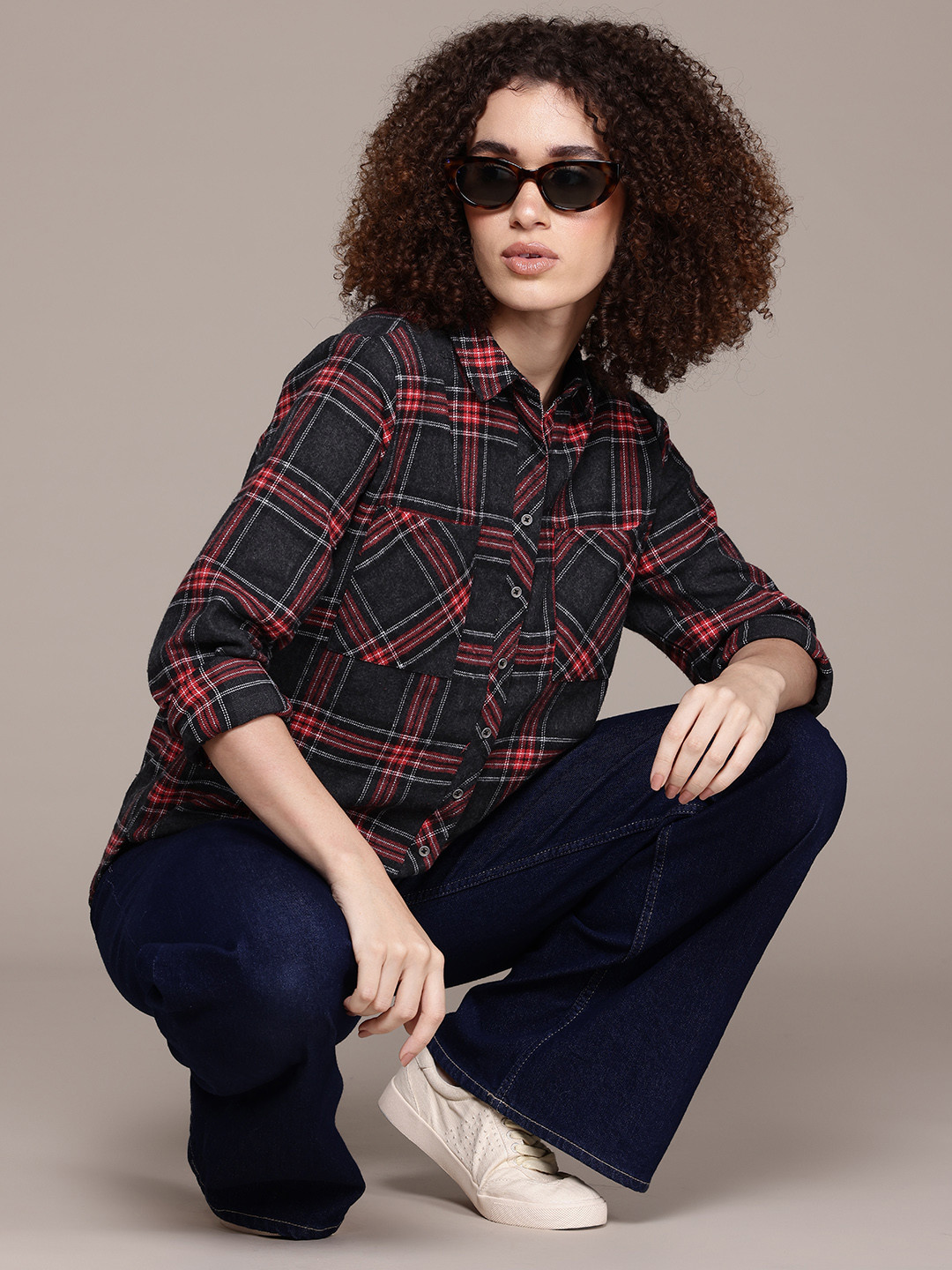 The Roadster Lifestyle Co. Chest Pocket Detail Checked Flannel High-Low Shirt