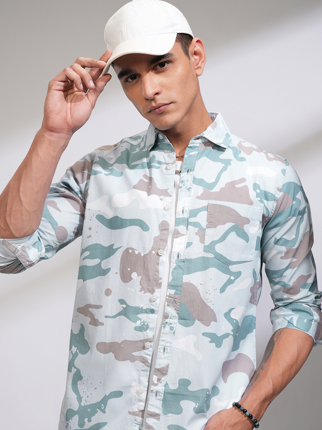 Highlander Men Powder Mint Slim Fit Printed Shirt