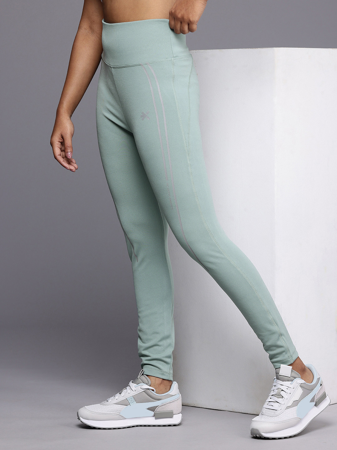 HRX by Hrithik Roshan Women Run On Cloudstrail Trackers Rapid Dry Running Tights