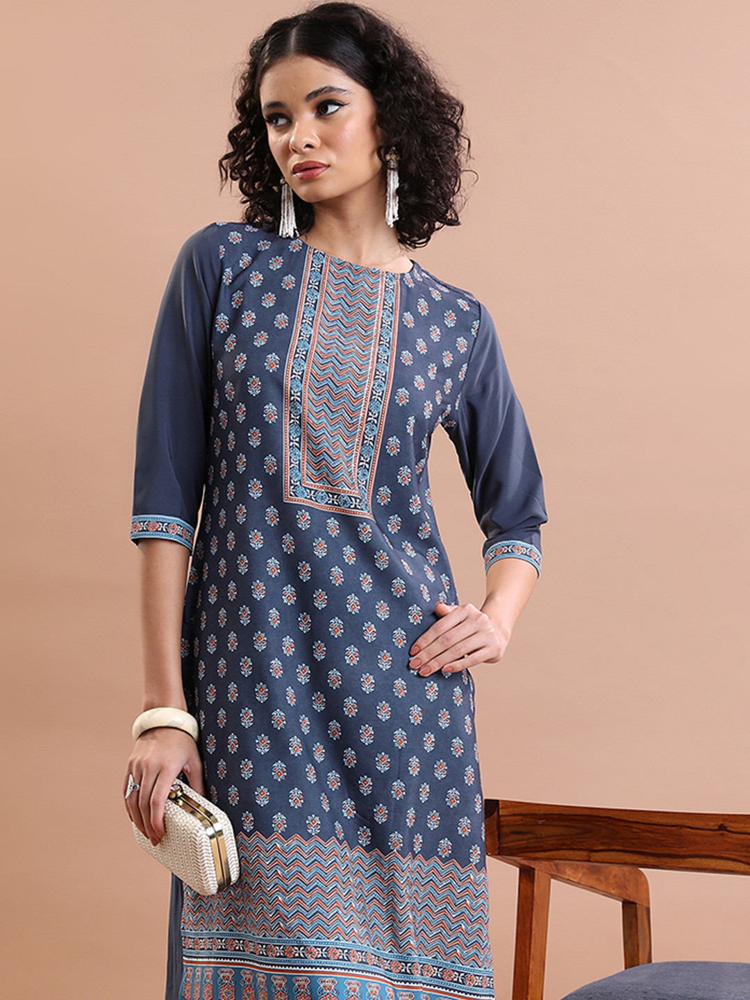 Vishudh Navy Blue Ethnic Motifs Printed Round Neck Straight Kurta