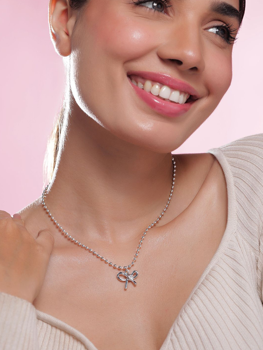 Rubans Rhodium Plated Silver Beaded Chain Necklace with Minimalist Bow Pendant