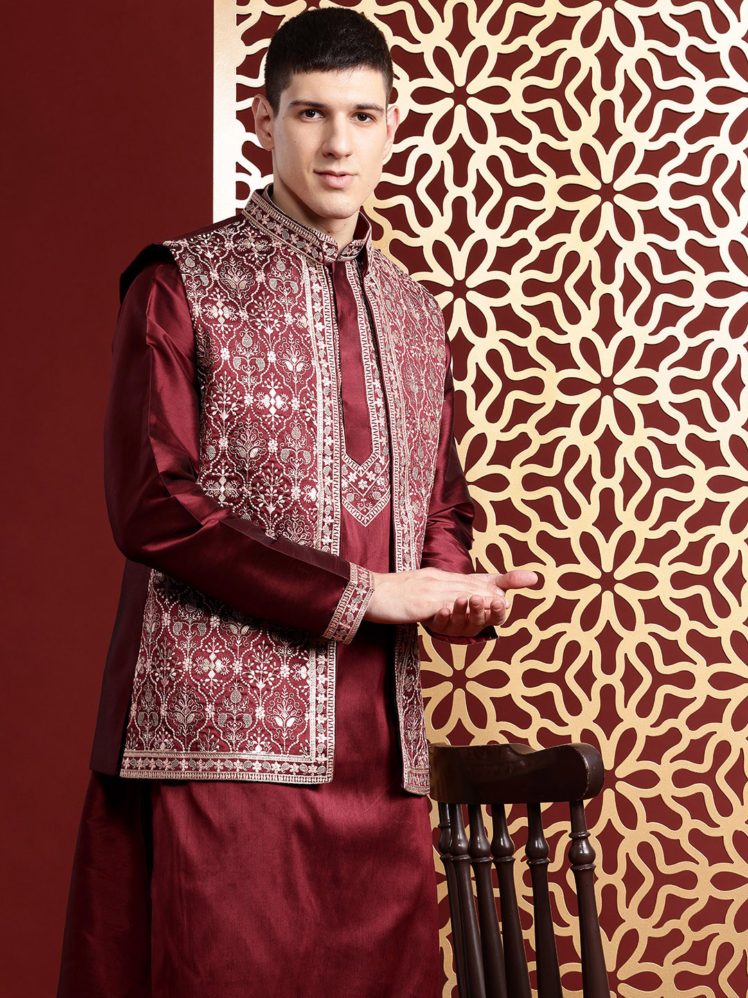 MANQ Ethnic Motifs Embroidered Sequinned Pure Cotton Kurta with Trousers & Nehru Jacket