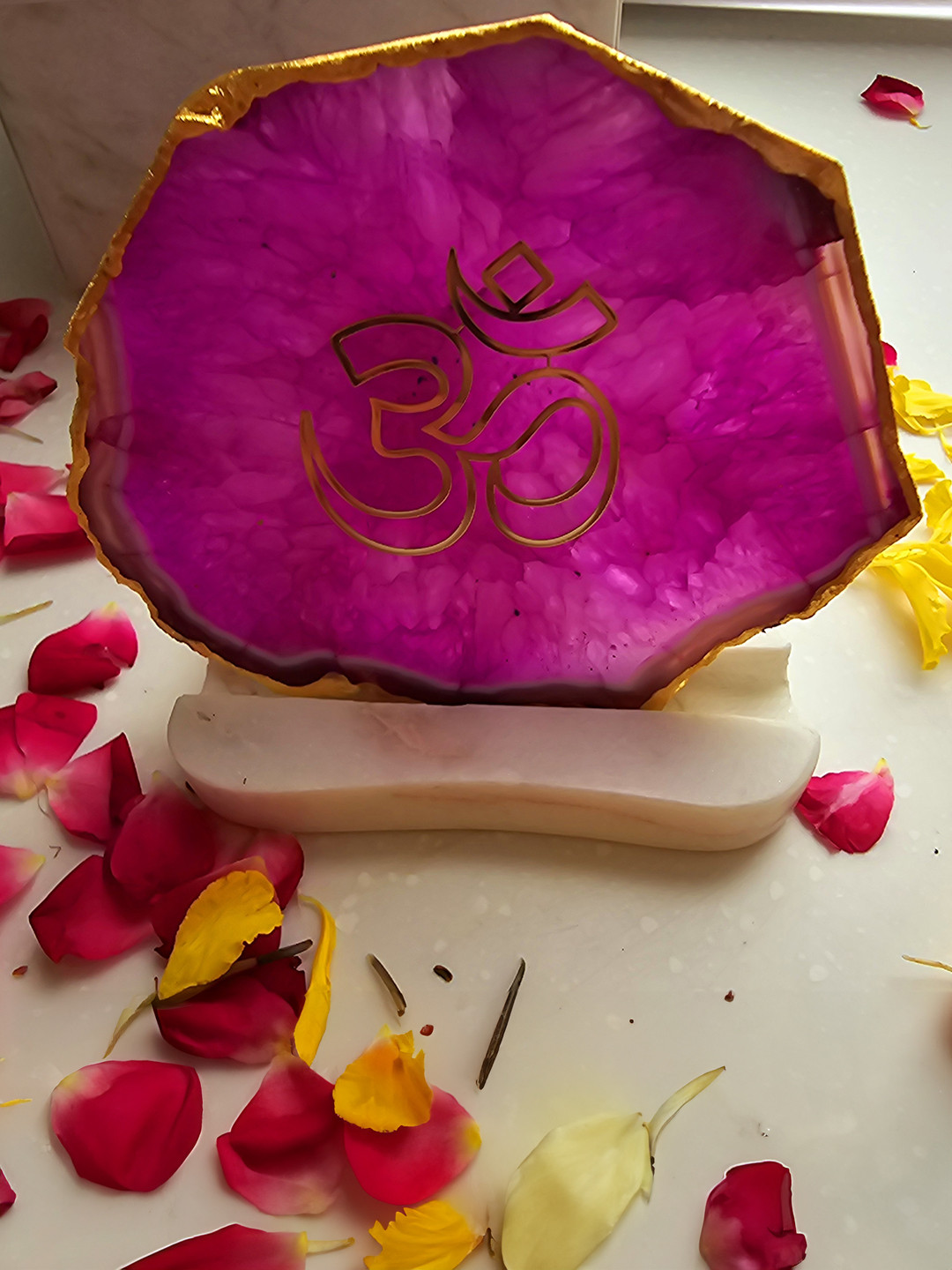 HOMEARTE White & Pink Stoneware Candle Holder