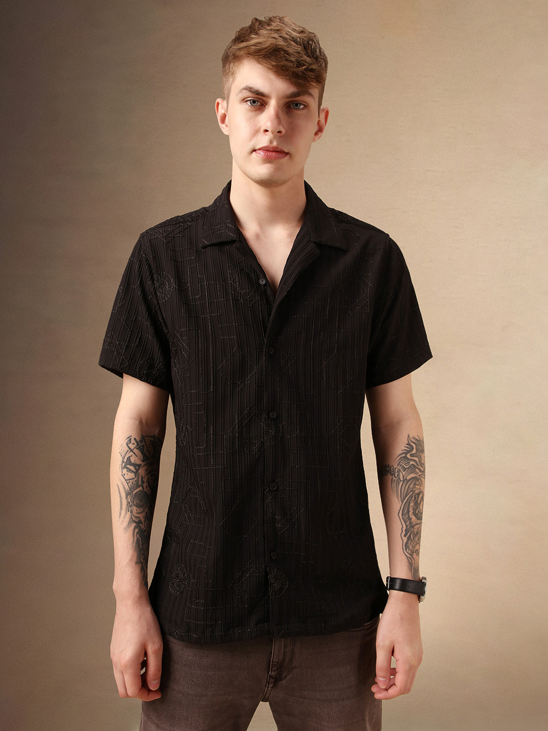 Dennis Lingo Men Smart Embroidered Textured Casual Shirt