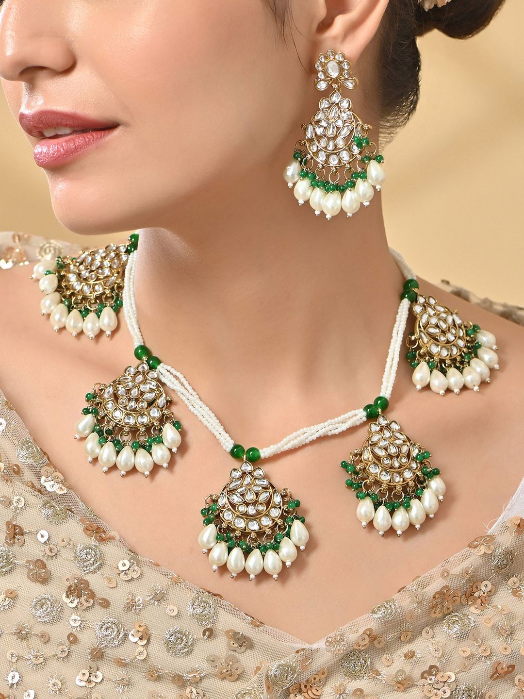 Fida Gold-Plated Kundan Studded & Pearls Beaded Jewellery Set