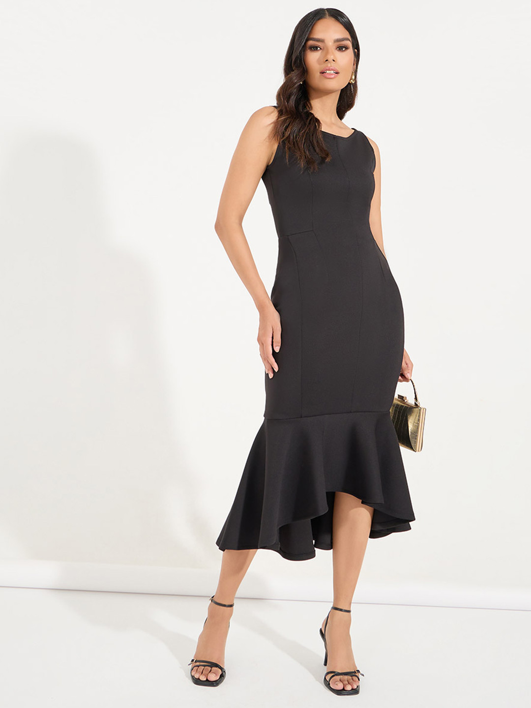 Styli Black Square Neck Sleeveless Sheath Midi Dress