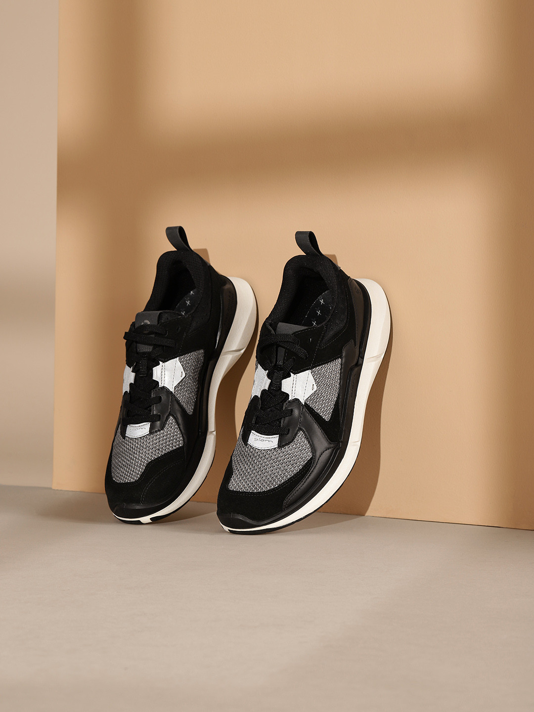 ECCO Men BIOM 2.2 Black/Steel Suede Casual Sneakers