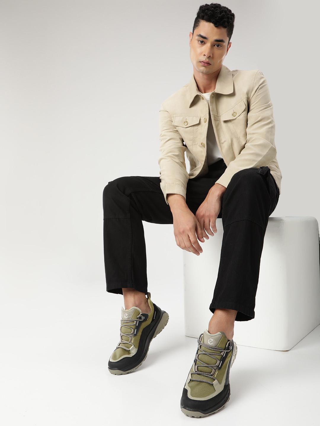 ECCO Men Ult-Trn Leather Trekking Non-Marking Shoes