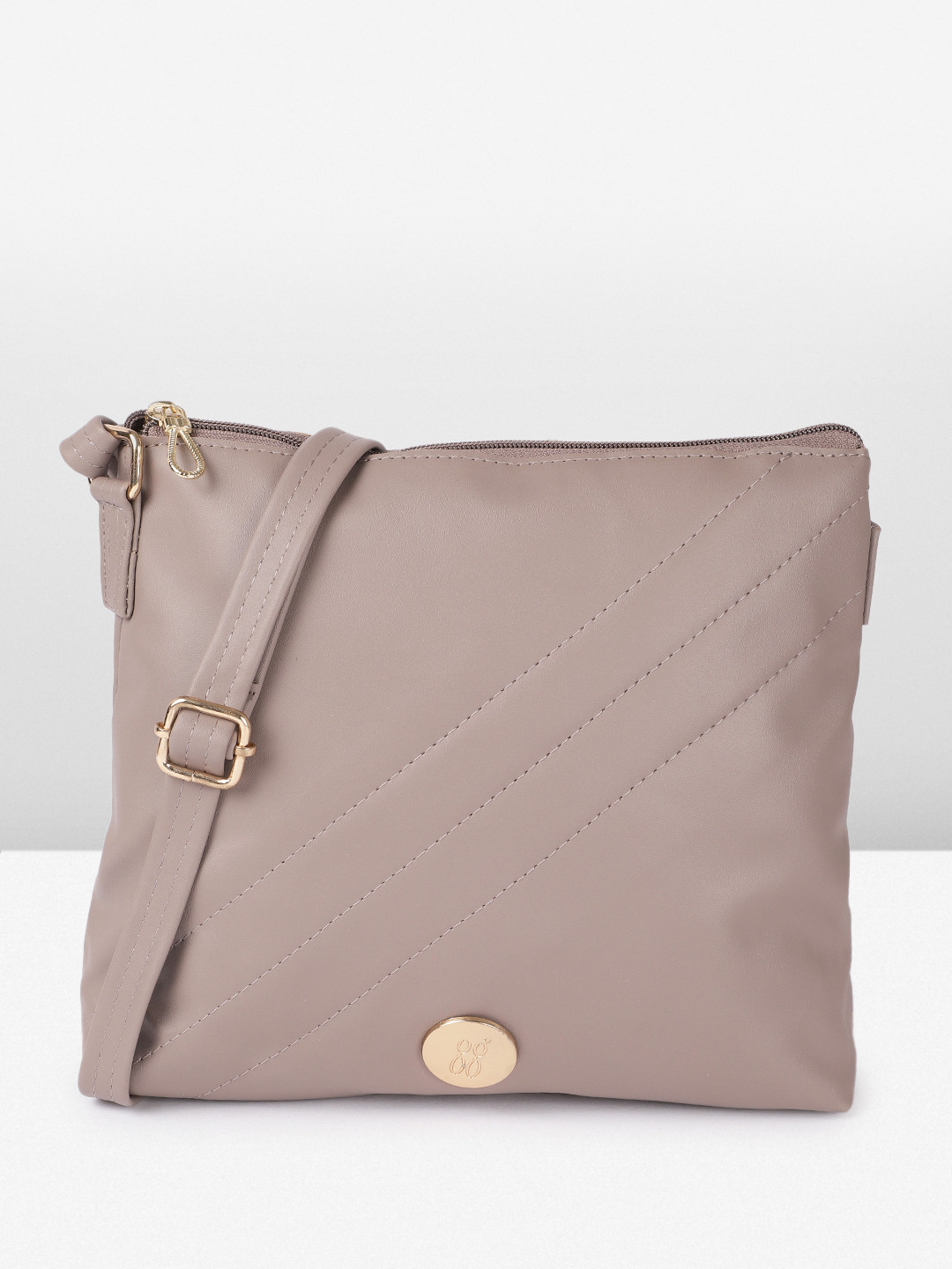 Baggit Oversized Lxe Yoo Hh Magen Structured Sling Bag