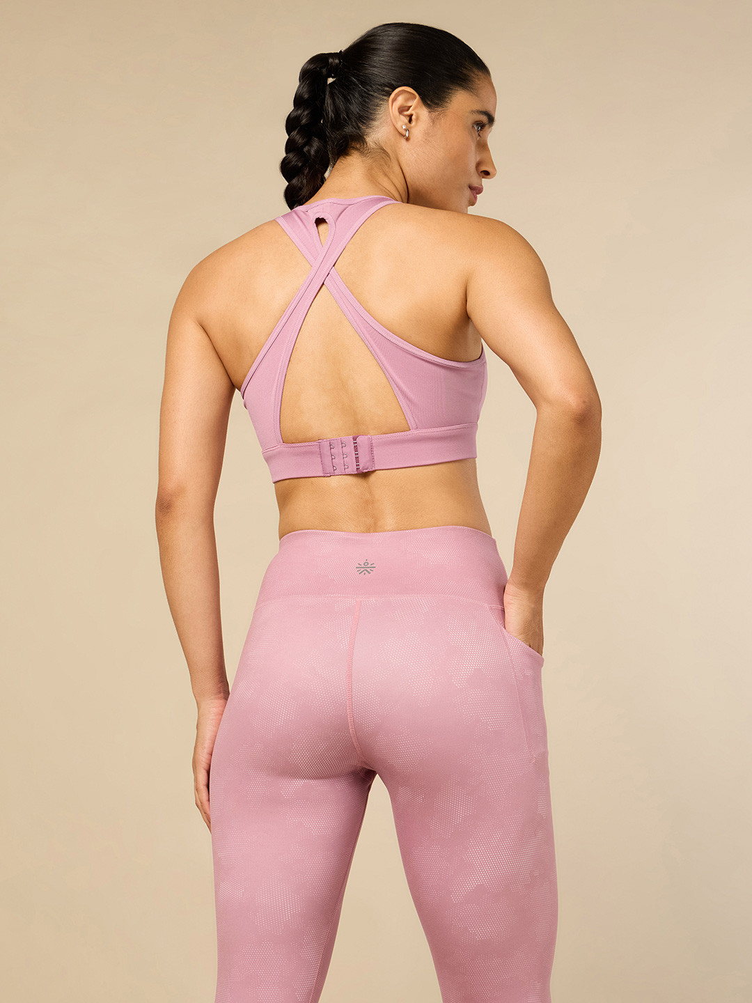 CULT Full Coverage Removable Padding High Support Workout Bra- Moisture Wicking