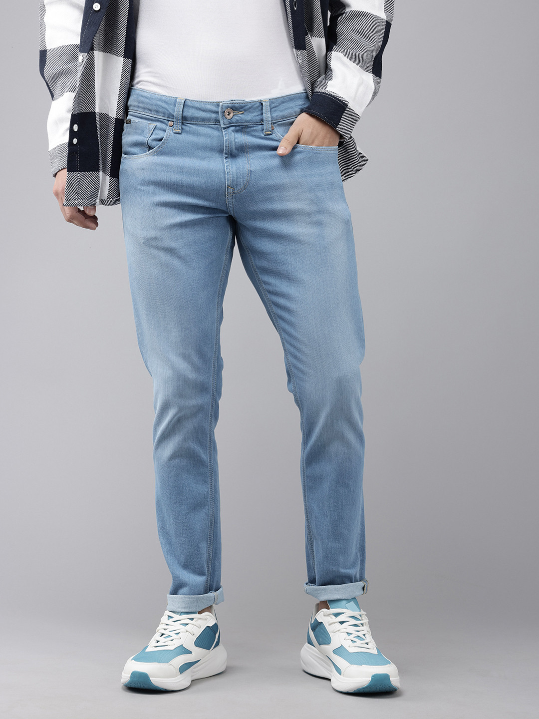 SPYKAR Men Super Skinny Fit Low-Rise Light Fade Stretchable Jeans