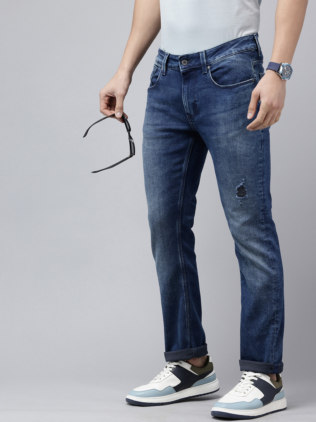 SPYKAR Men Rover Fit Mid Rise Regular Fit Light Fade Low Distress Stretchable Jeans