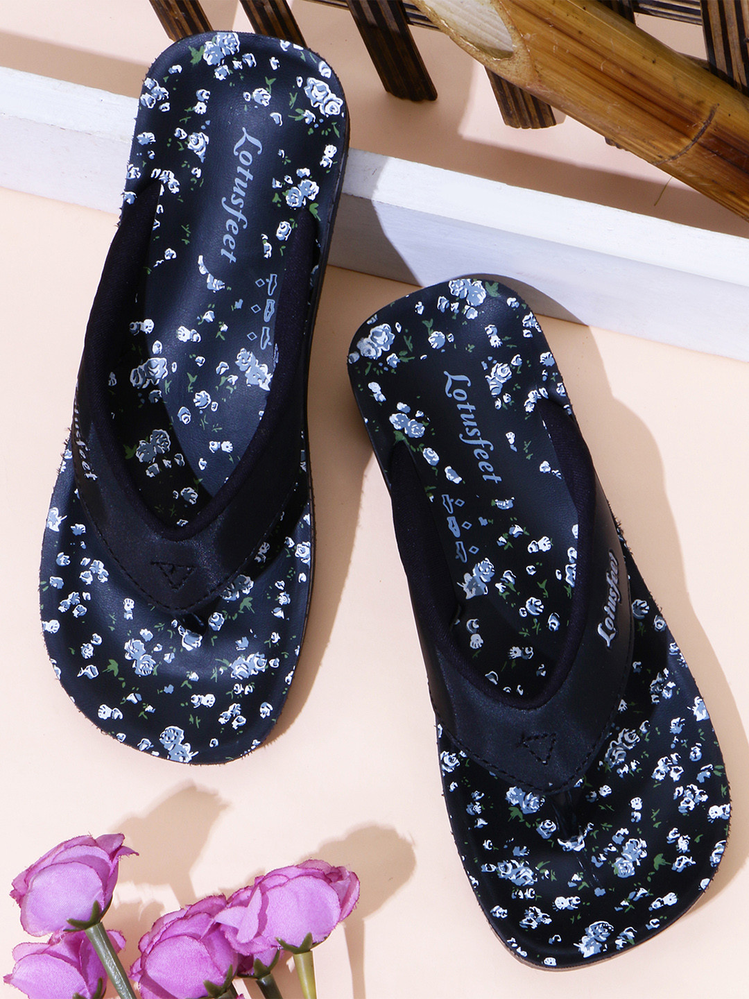 Lotusfeet Women Printed T-Strap Flats