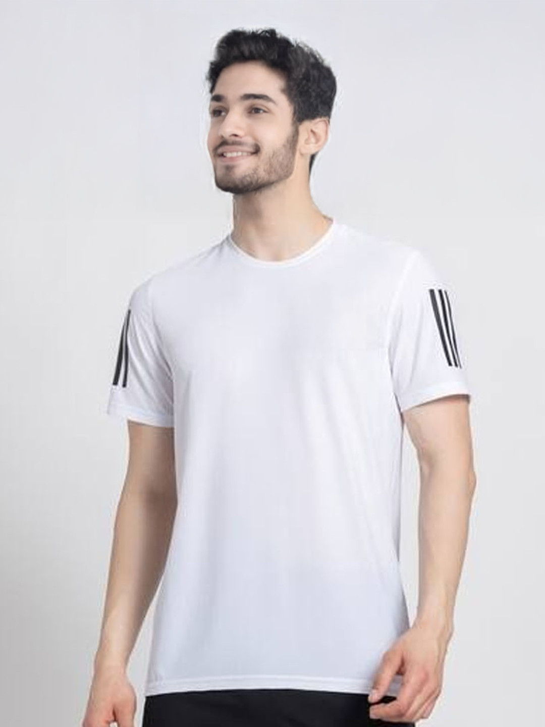 Kilo Meters Men Round Neck Solid T-shirt