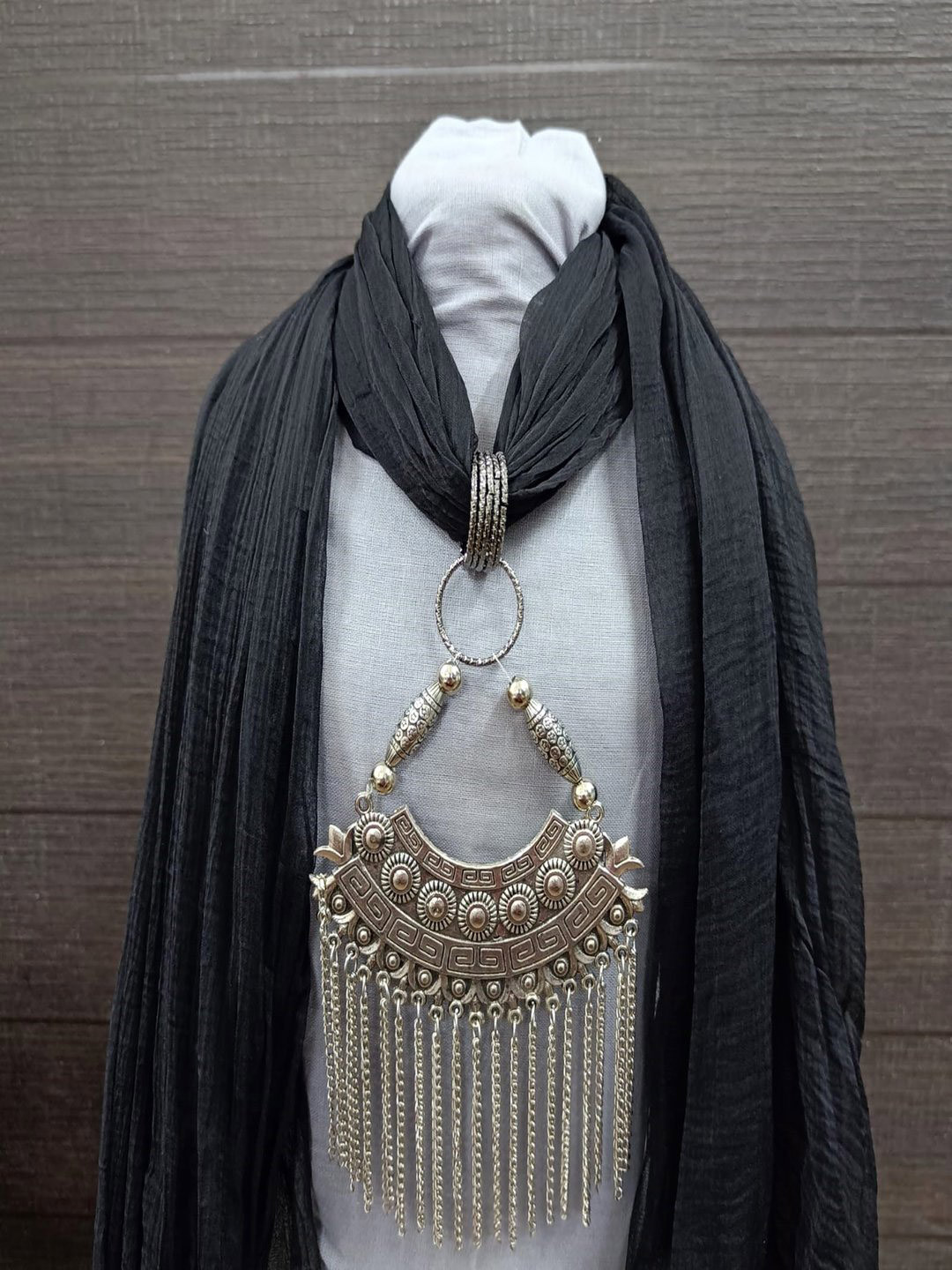 BDIVA Georgette Scarf With Oxidized Motif
