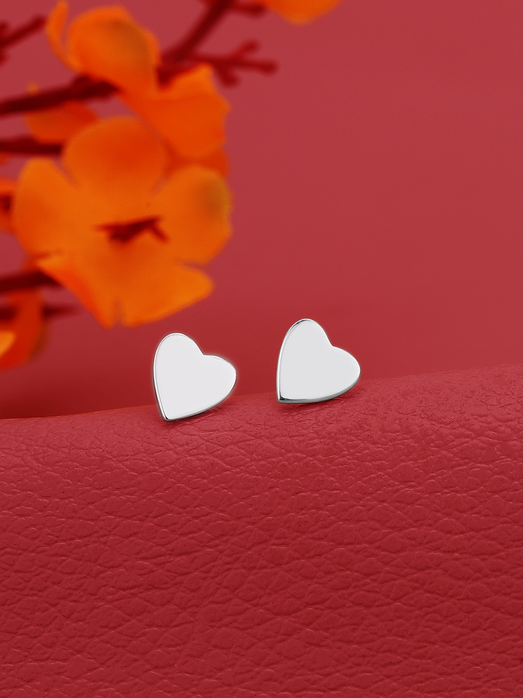 925 Sterling Silver Heart Studs Earring