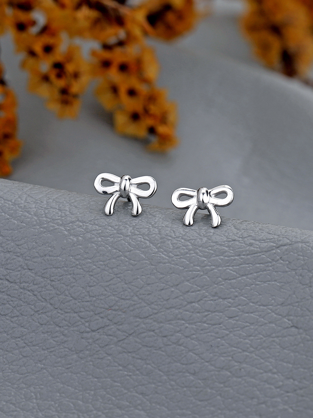925 Sterling Silver Bow Earring