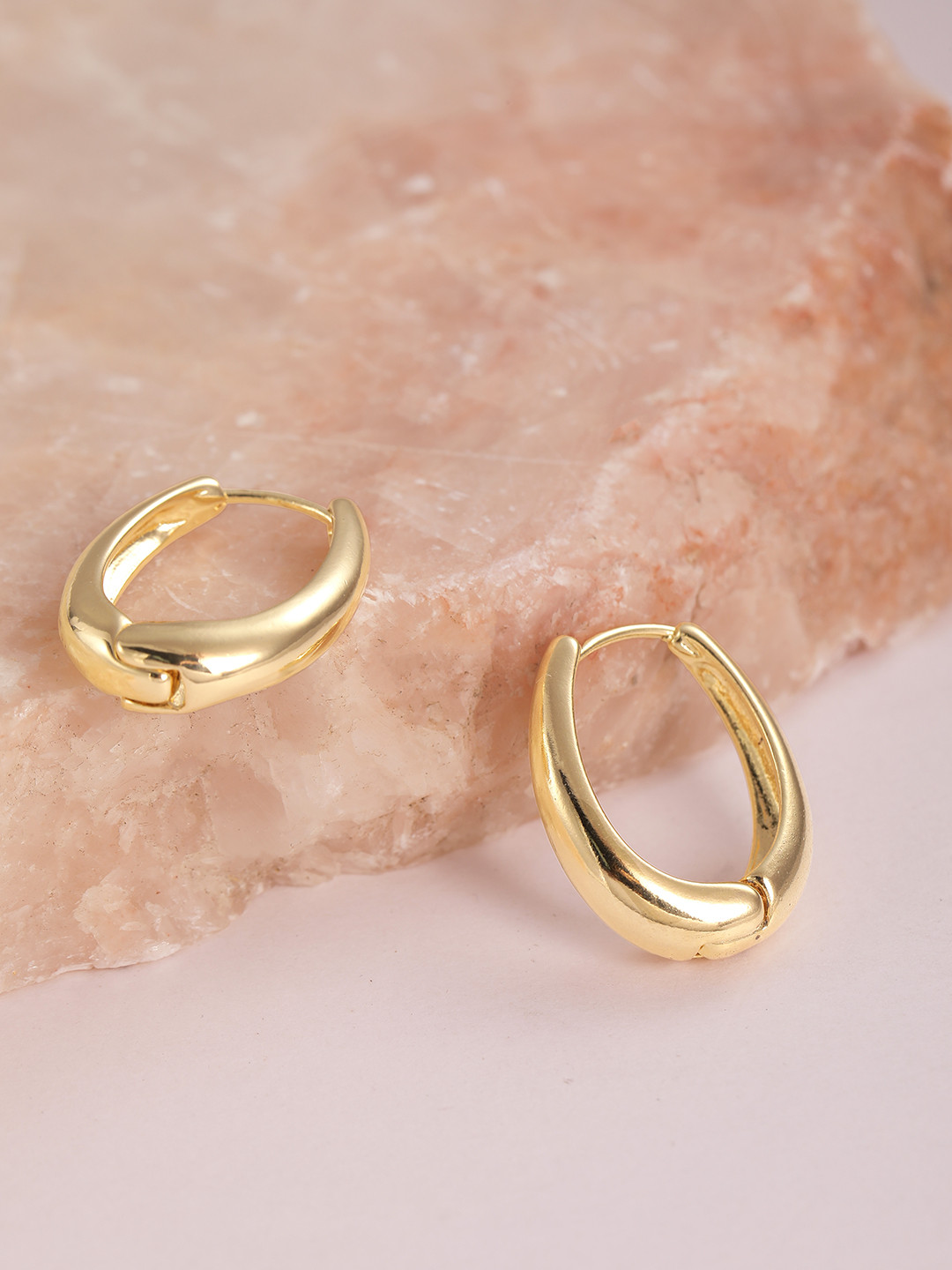 Indiifuz  Gold Plated Classic Oval Hoop Earrings