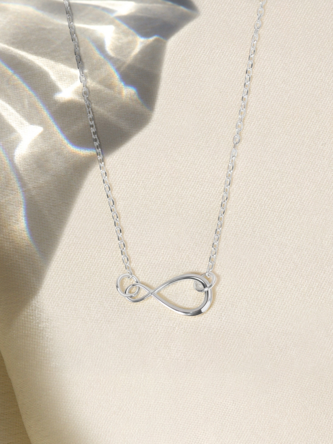 HighSpark 925 Sterling Silver Infinite Love Pendant with Chain