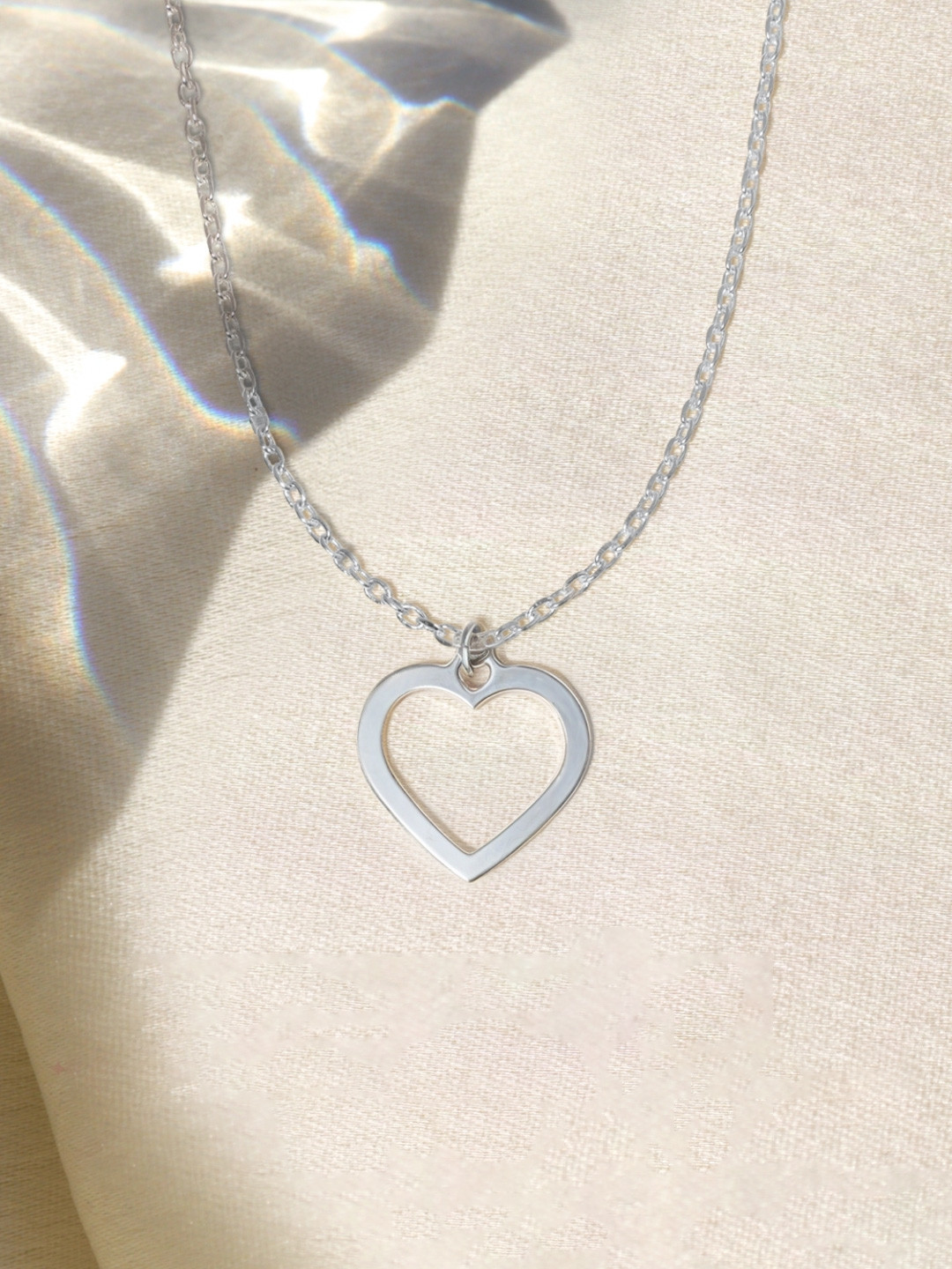 HighSpark 925 Sterling Silver Heart Shaped Pendant with Chain