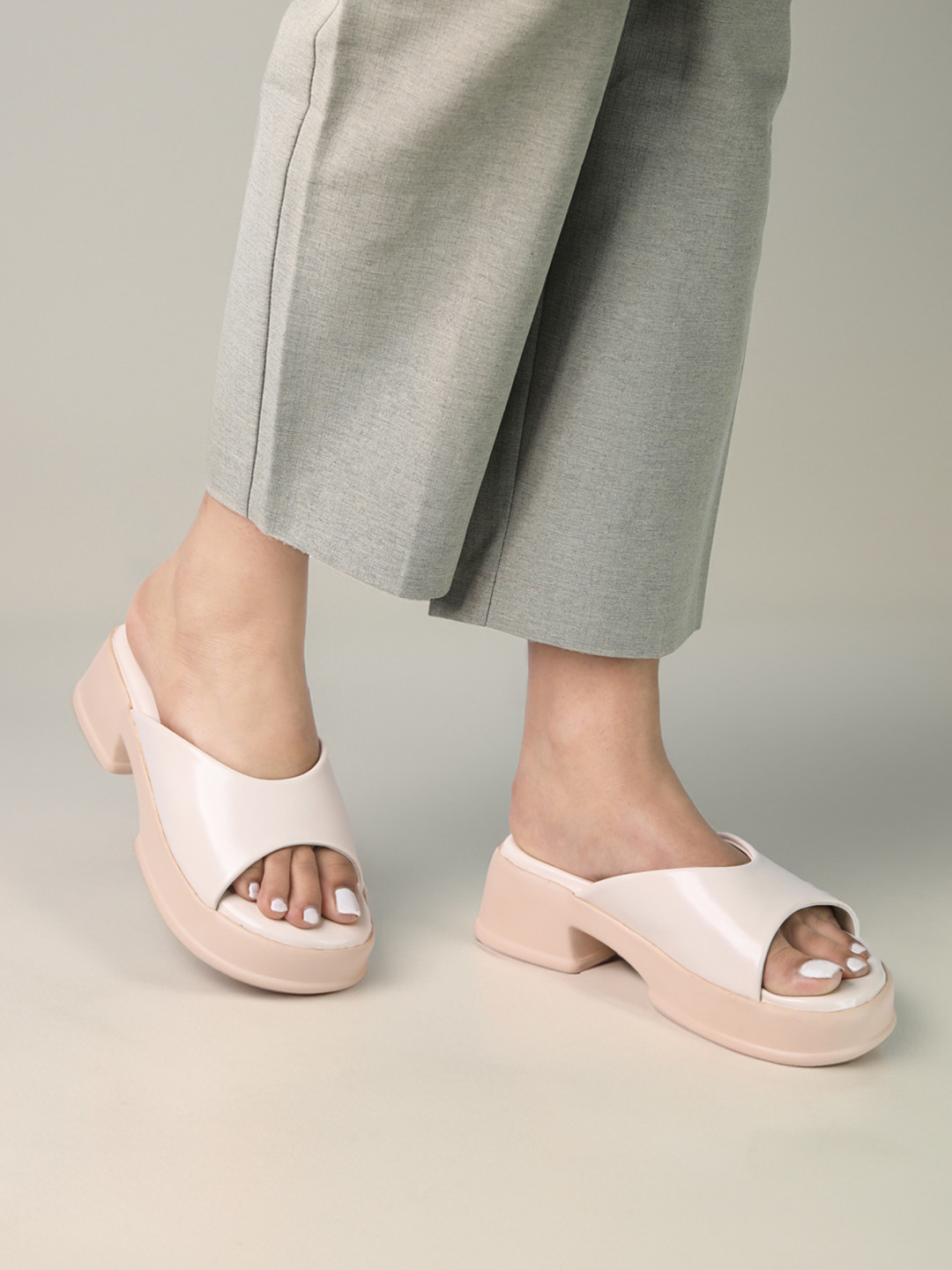 Monrow PU Monrow Millie Cream Platform  Heels Sandals