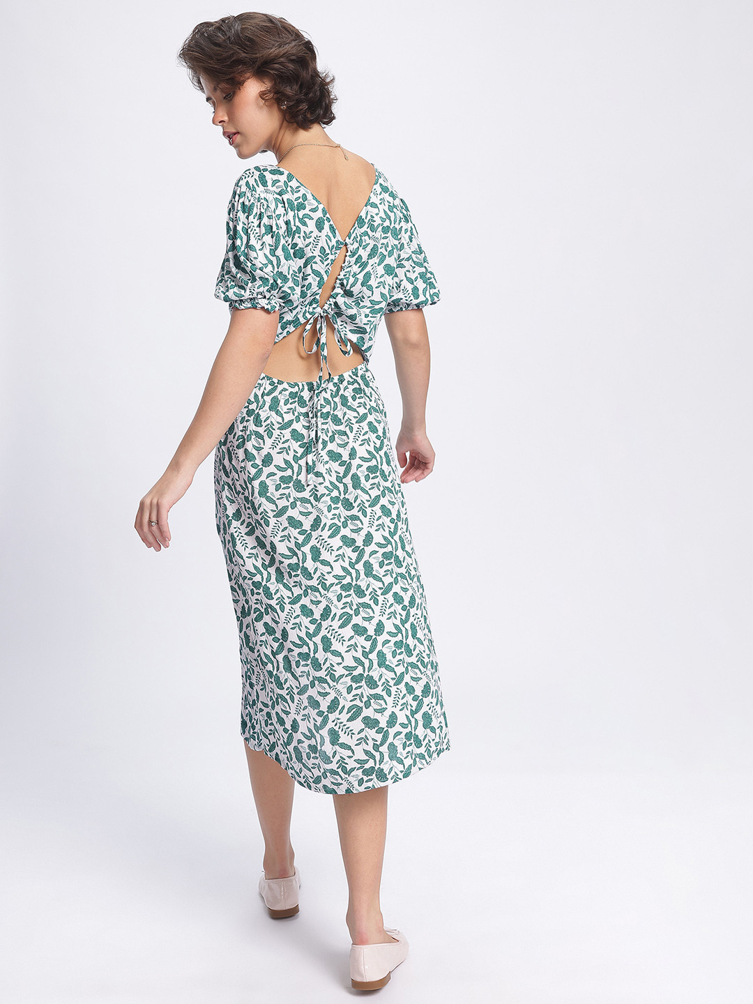 DressBerry Floral Cut Out Detail Ruched Front Slit Midi Dress