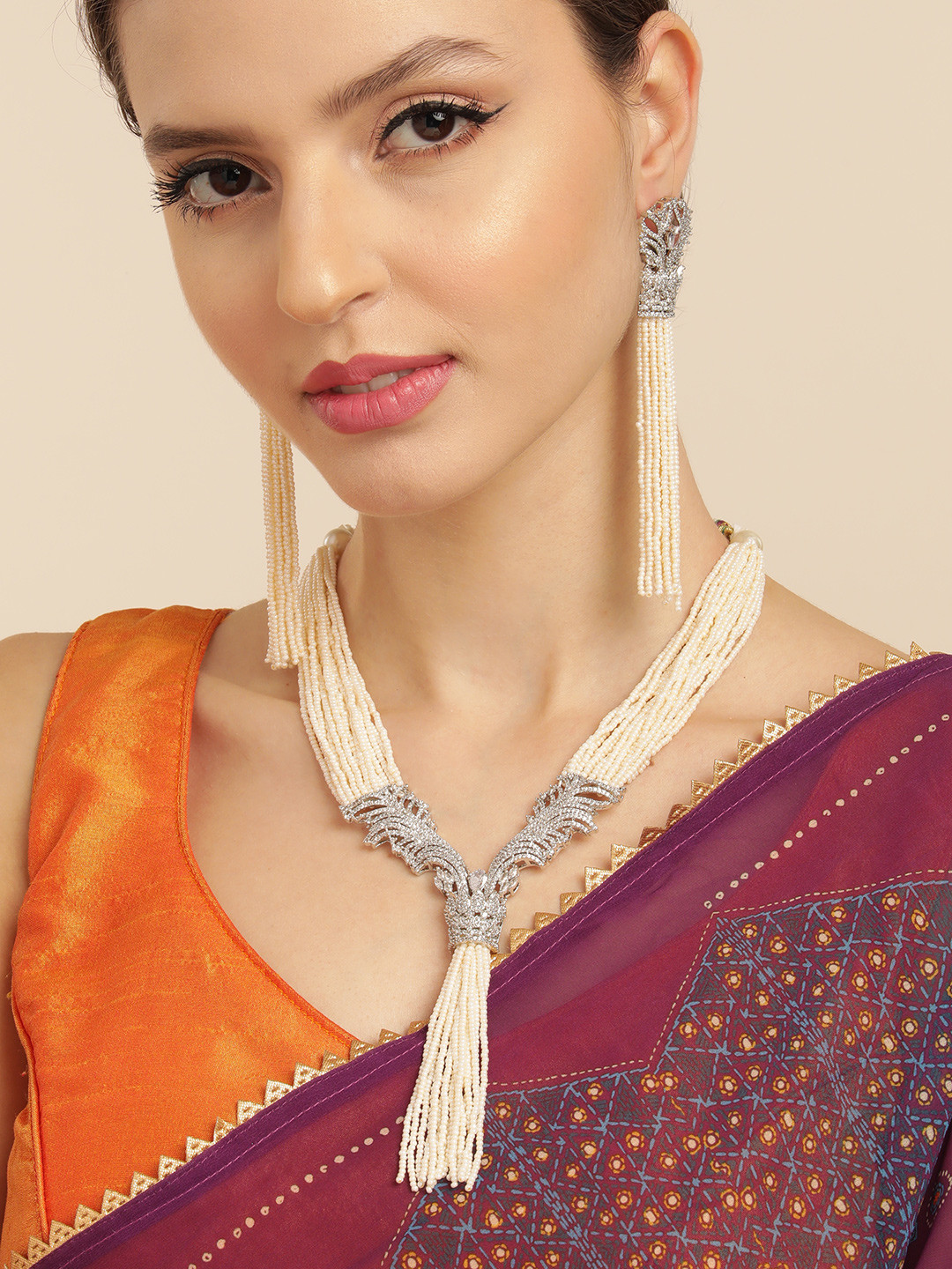 House of Pataudi AD Stud Silver Tone Pendent Charming Beads Premium Necklace Set