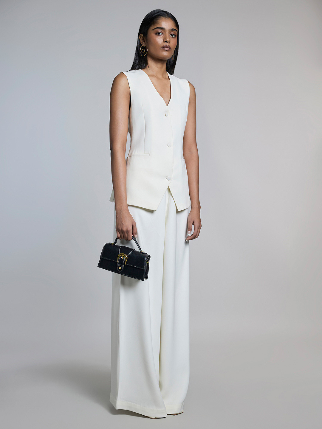 MIRAGGIO Sabrina Black Crossbody Bag With Detachable Chain Strap