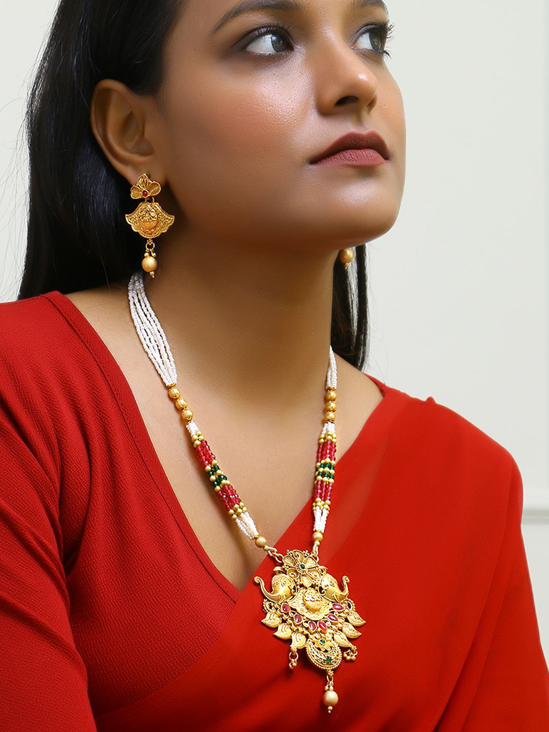 Adwitiya Collection Gold-Plated Elephant Design Stone Studded & Beaded Jewellery Set