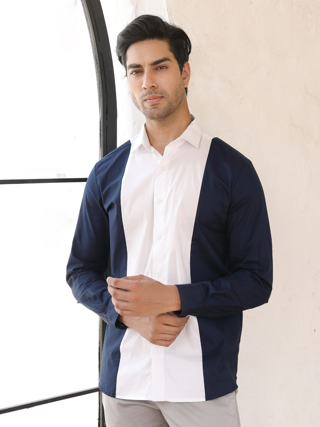 PERCH Men Colourblocked Slim Fit Opaque Cotton Casual Shirt